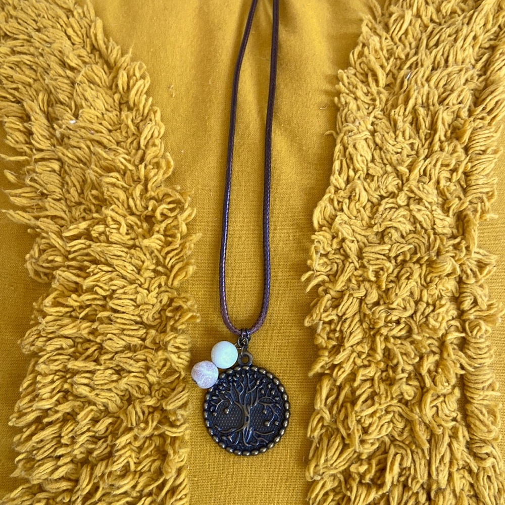 New Handmade “Tree of Life “ Leather Rope Necklace